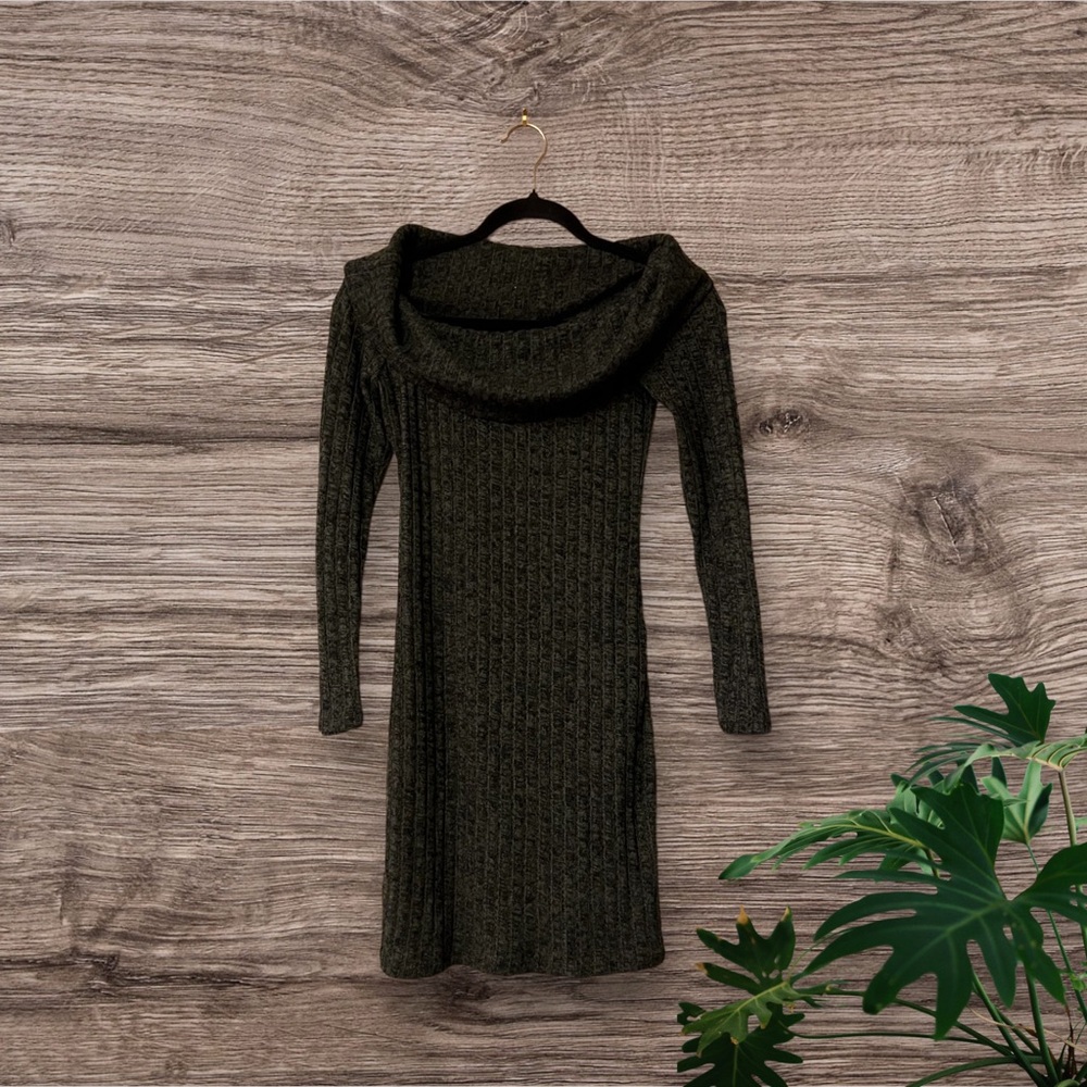 Rue 21 Green Ribbed Knit Soft & Stretchy Sweater Dress